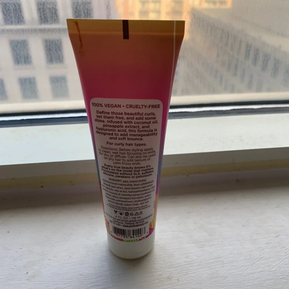 Pacifica Pineapple Curls Curl Cream